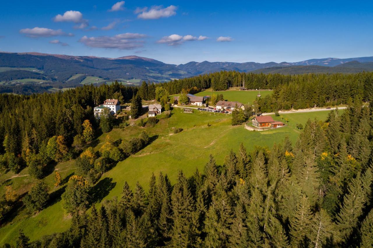 Gasthof Pension Orthofer Sankt Jakob im Walde Exteriör bild