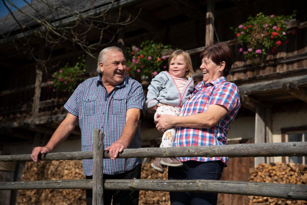 Gasthof Pension Orthofer Sankt Jakob im Walde Exteriör bild